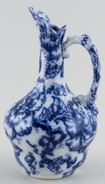 Flagon small c1920
